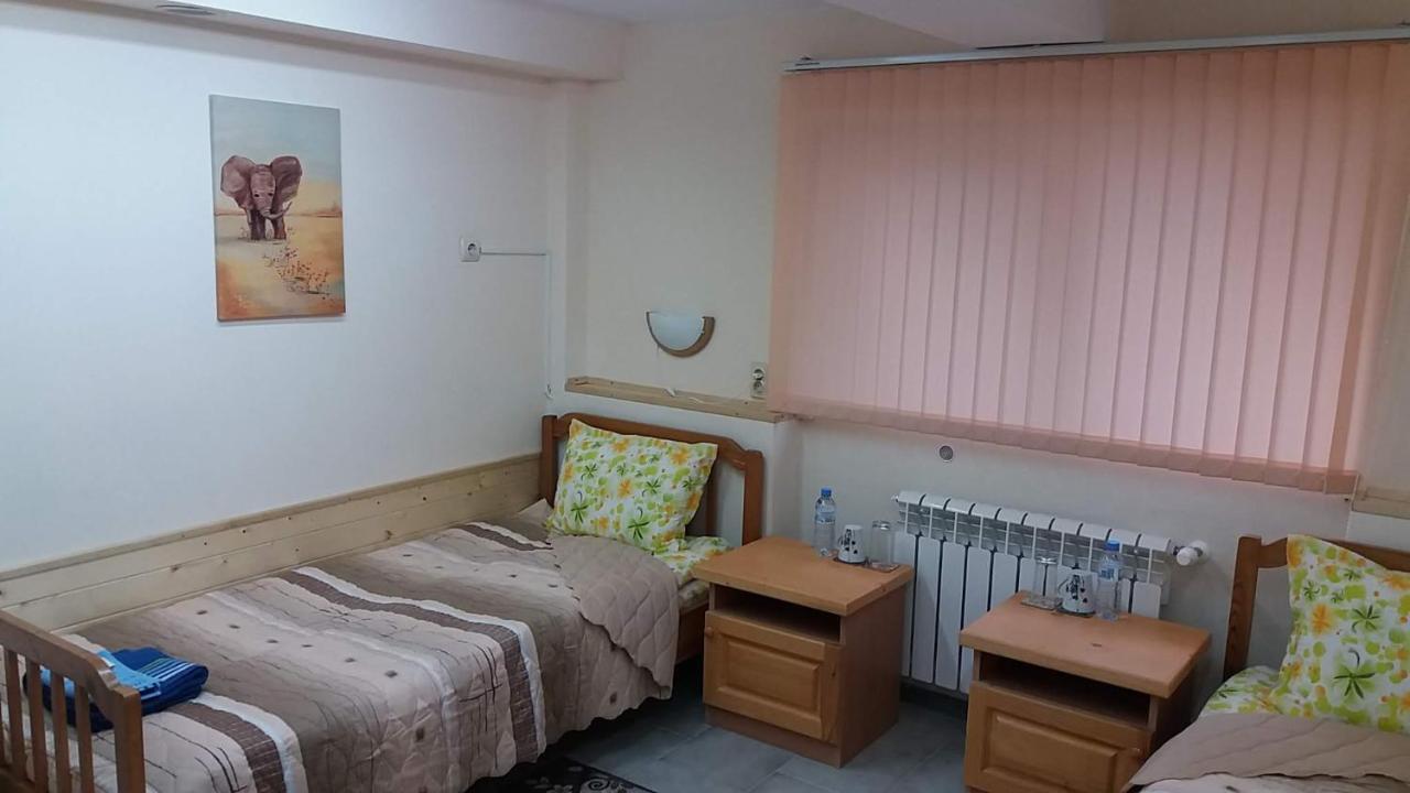 Нощувки Ботеви Shumen Luaran gambar
